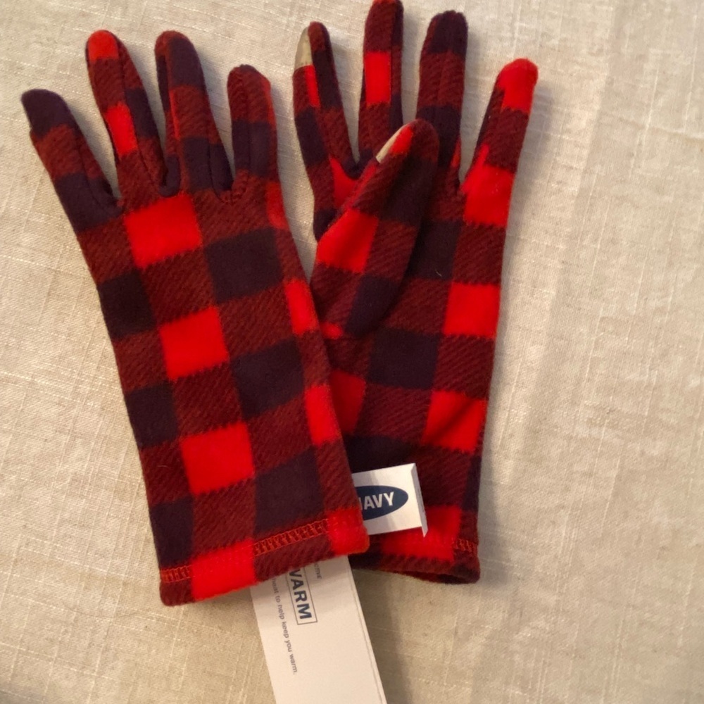 Red and Black Buffalo Plaid Fleece Gloves